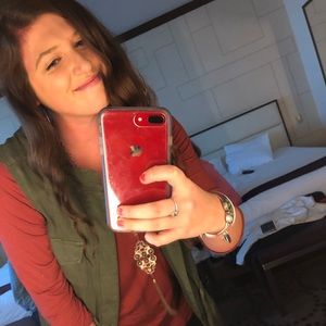 Meet your Posher, Brittany